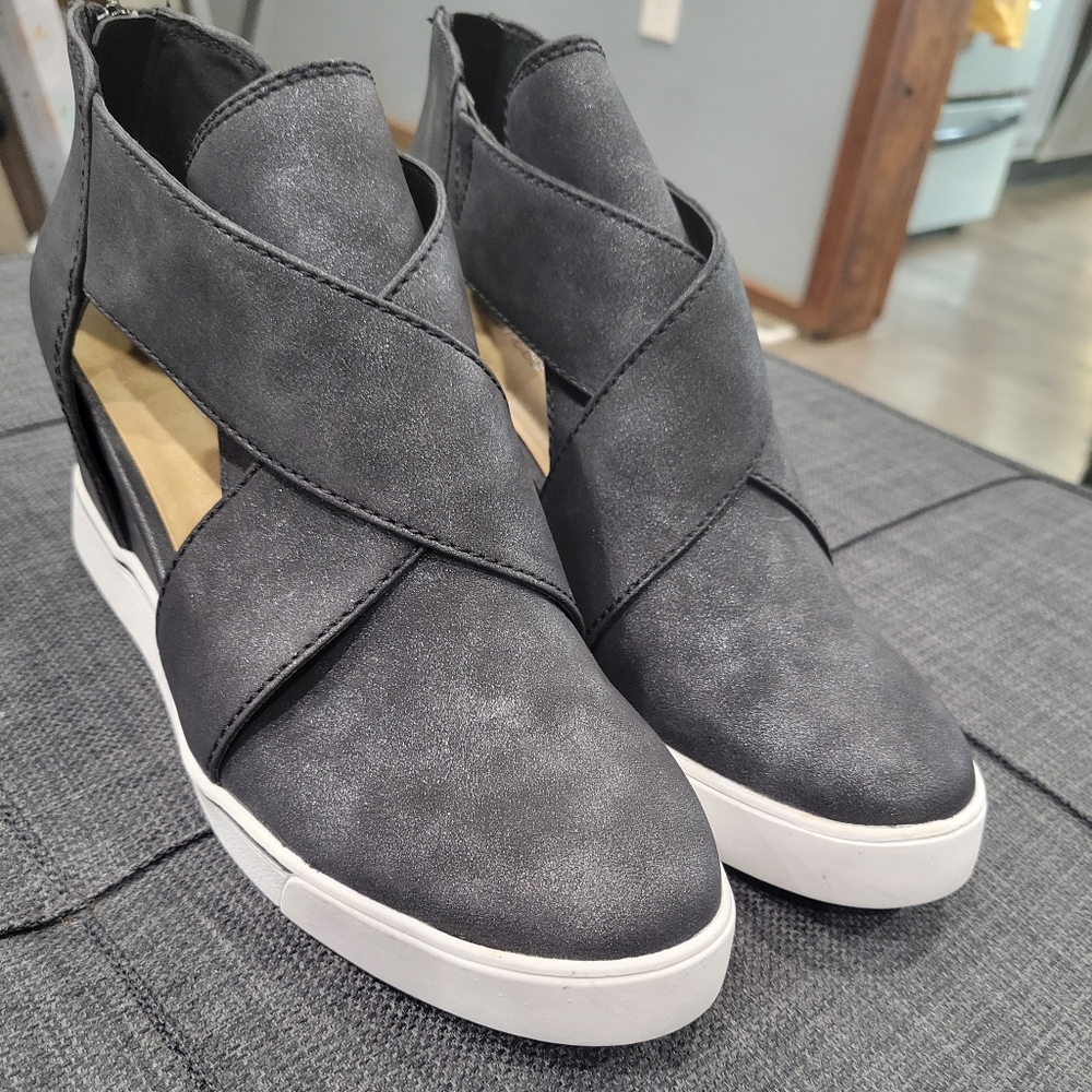 Women's,  Maurices, open wedge sneakers,  size 10, black with a little sparkle.